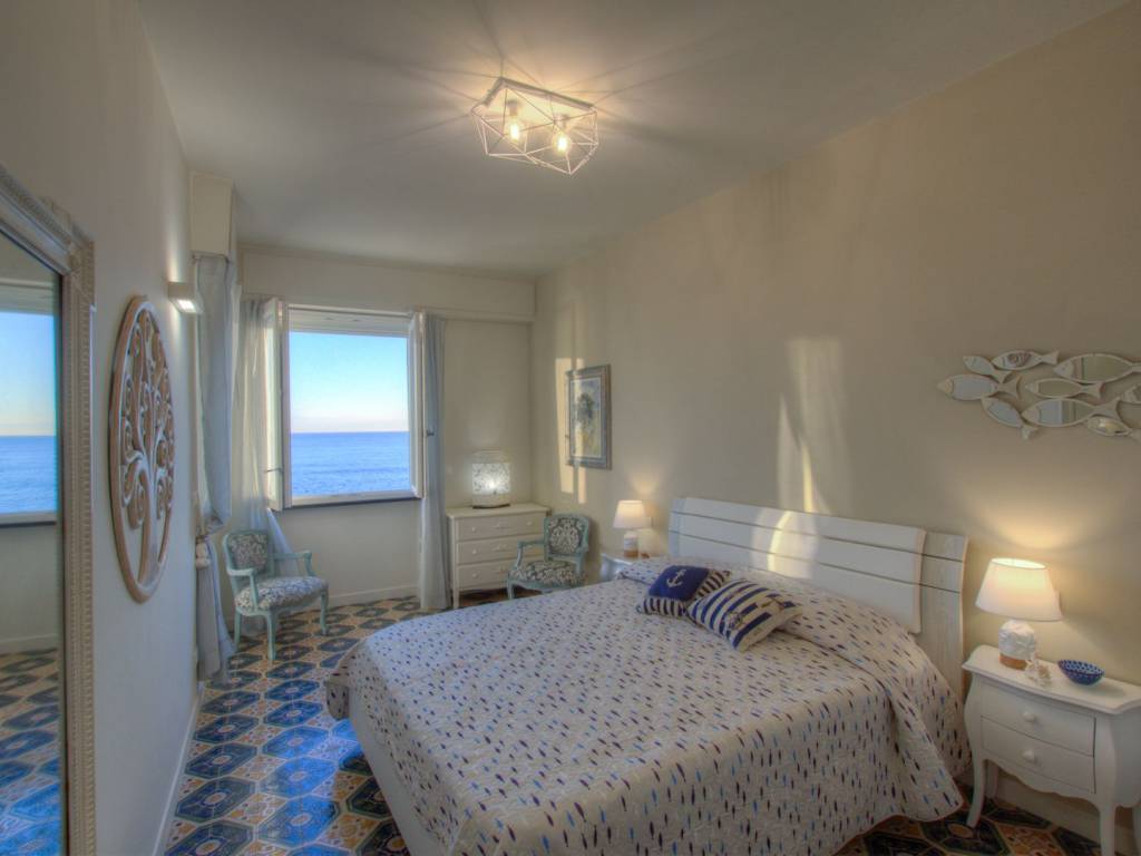 Appartamento a Finale ligure in Via Aurelia - Foto 2