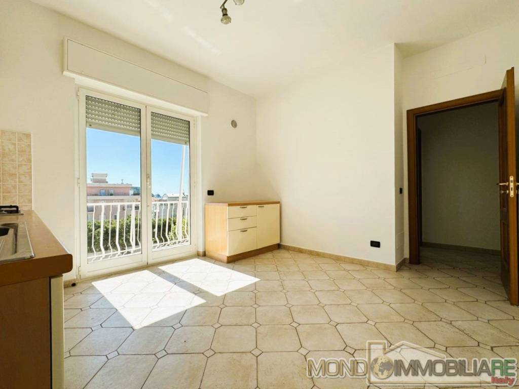 Appartamento a Albenga in Via Quintino Sella, 11 - Foto 4
