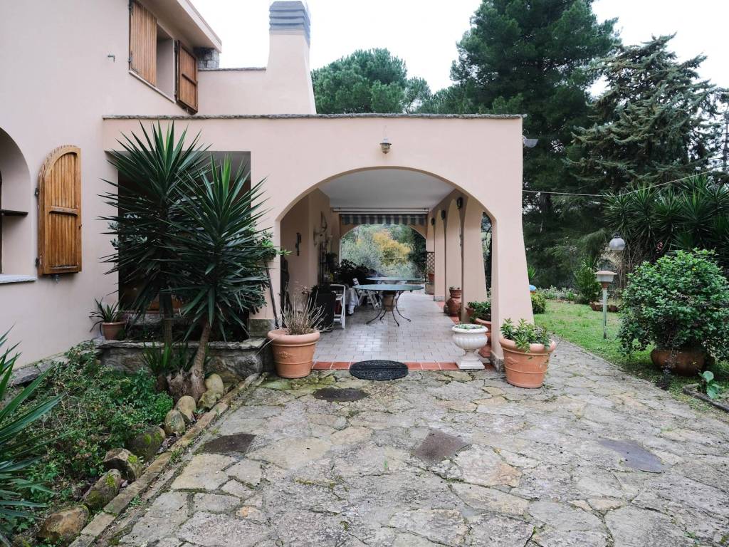 Villa a Fano in Località Roncosambaccio - Foto 2