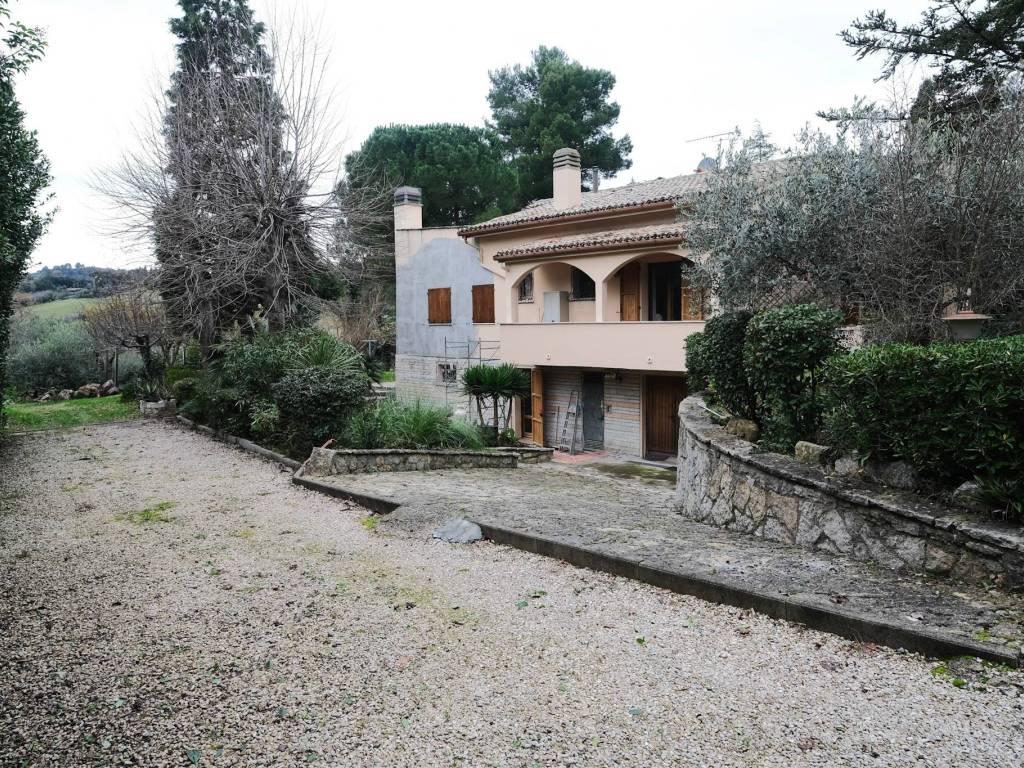 Villa a Fano in Località Roncosambaccio - Foto 3