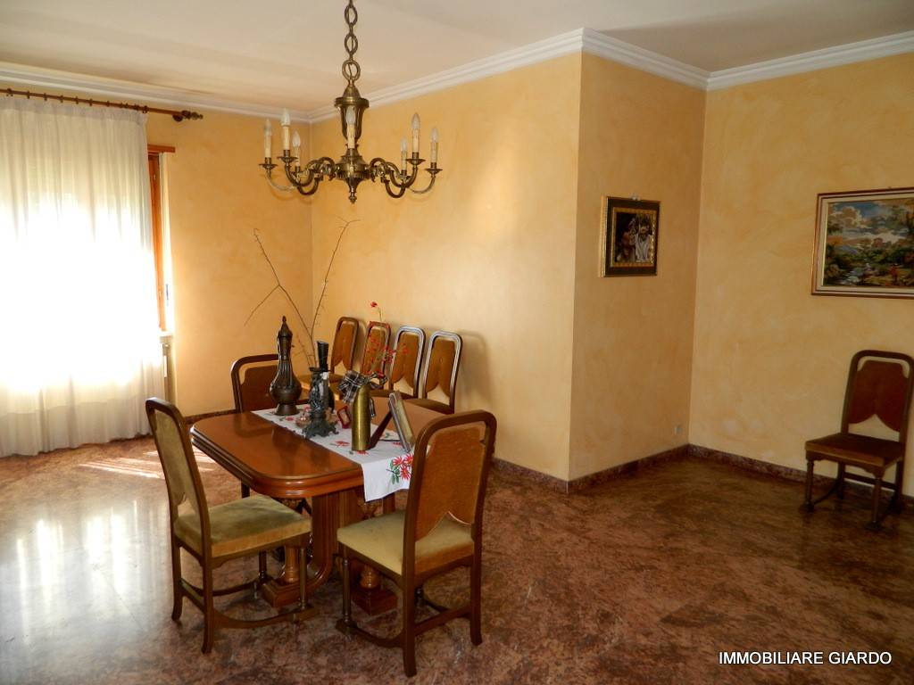 Villa a Castelnuovo don bosco in Viale Europa, 20 - Foto 2