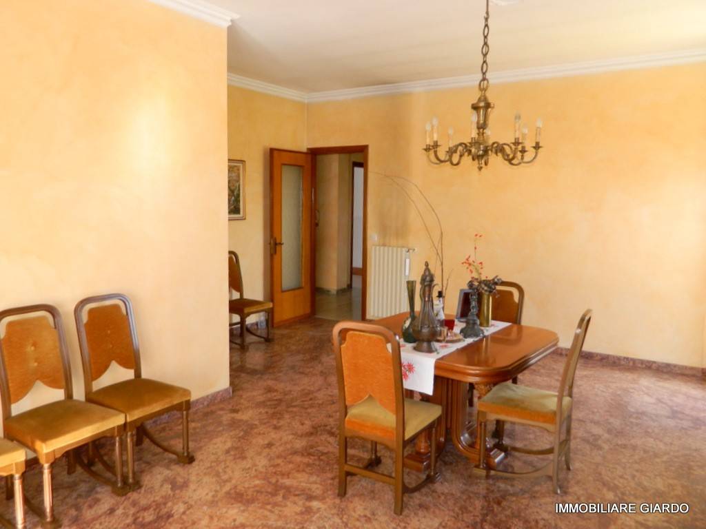 Villa a Castelnuovo don bosco in Viale Europa, 20 - Foto 3
