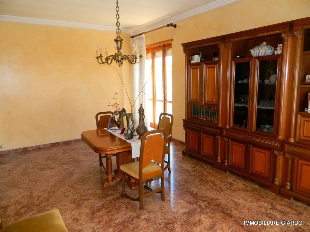 Villa a Castelnuovo don bosco in Viale Europa, 20 - Foto 4