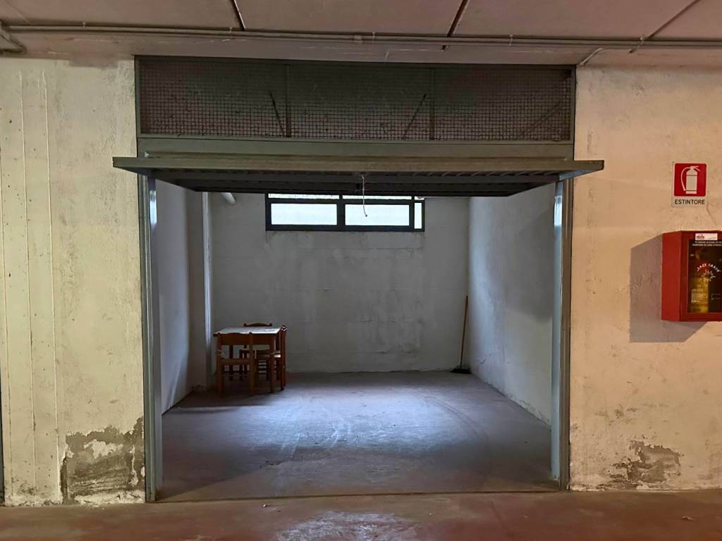 Box / garage a Assisi in Viale Patrono d'Italia, 43 - Foto 5