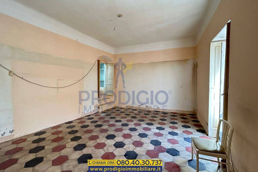 Appartamento a Bisceglie in Via Cardinale Dell'Olio - Foto 4