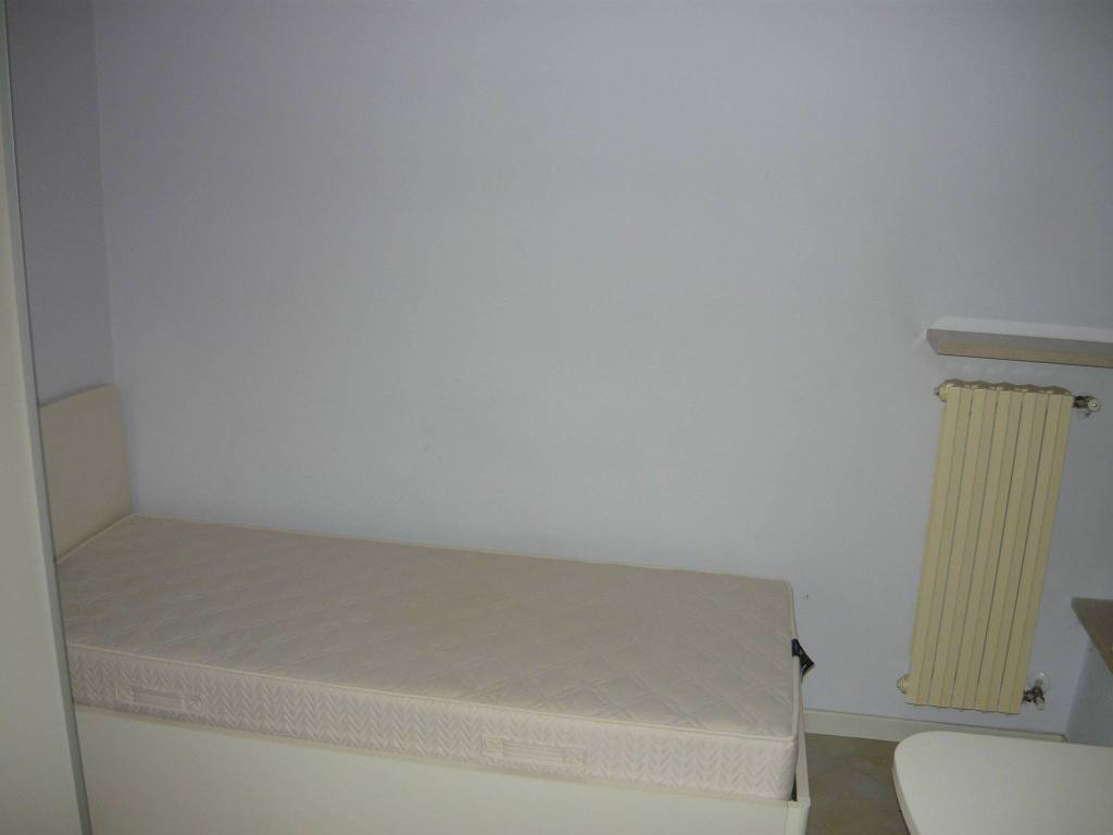 Appartamento a Cremona in Via Stefano Leonida Bissolati, 88 - Foto 4