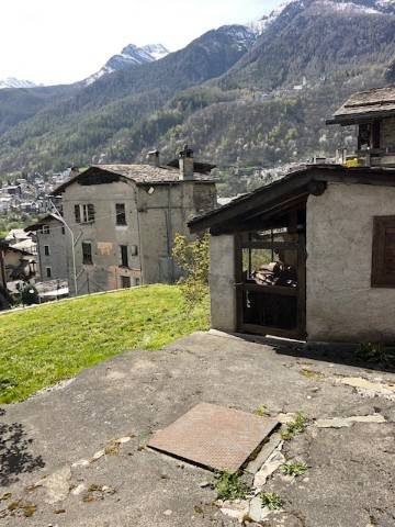 Villa a Chiesa in valmalenco in Via Basalini - Foto 4