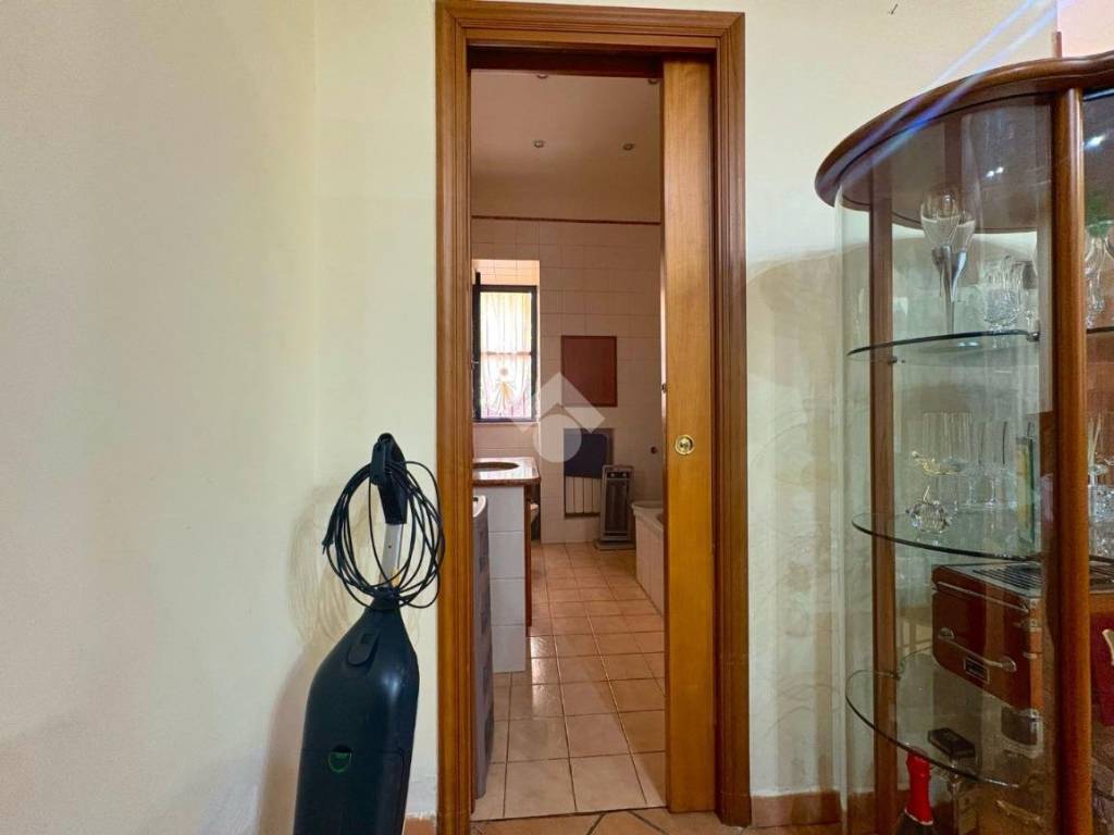 Appartamento a Napoli in Via Aquileia, 51 - Foto 2
