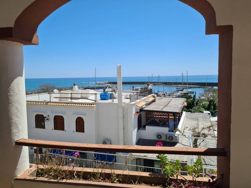 Appartamento a San felice circeo in Via Ammiraglio Bergamini, 6 - Foto 2