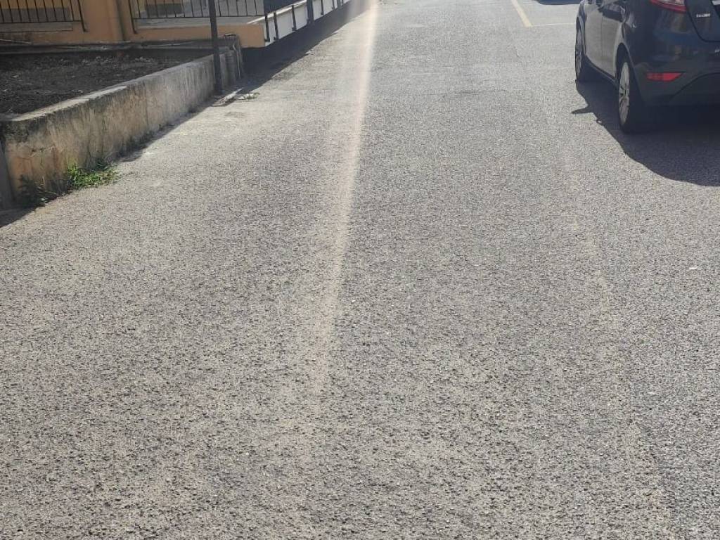 Box / garage a Messina in Via Giovanni Verga in Sperone, 99 - Foto 3