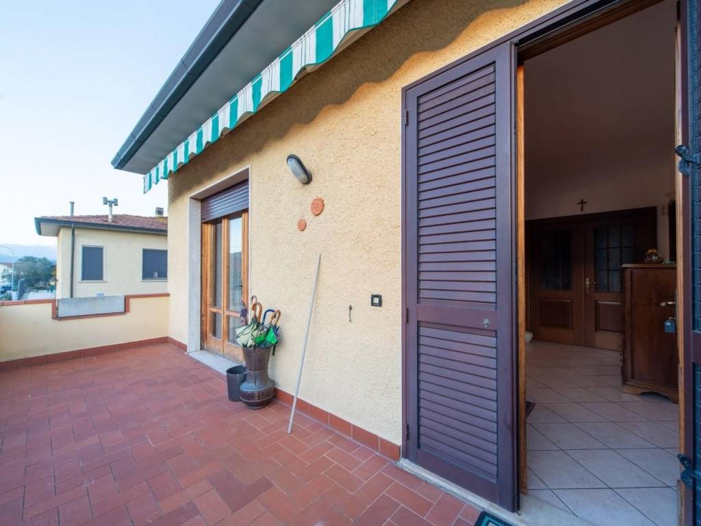 Villa a Vecchiano in Viale dei Pini, 223 - Foto 3