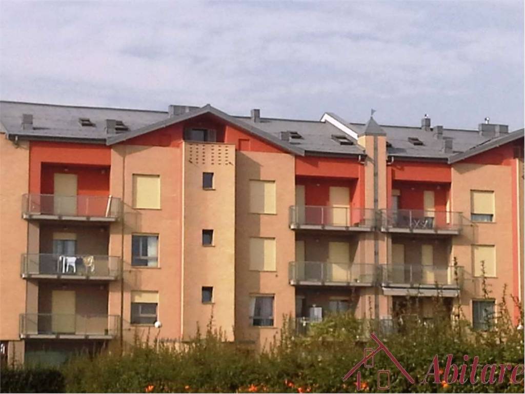 Appartamento a Alba in CORSO CANALE, 18 - Foto 2