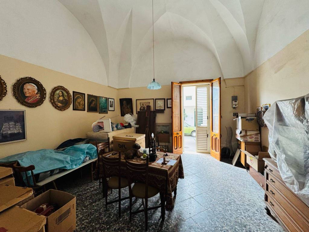 Casa indipendente a Lizzanello in Via Camillo Benso di Cavour, 60 - Foto 3