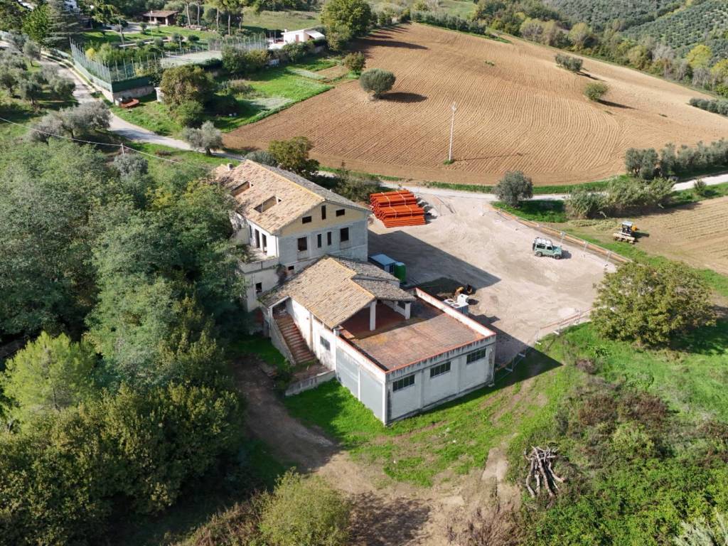 Rustico / casale a Acquaviva picena in Via Madonna delle Piane - Foto 4