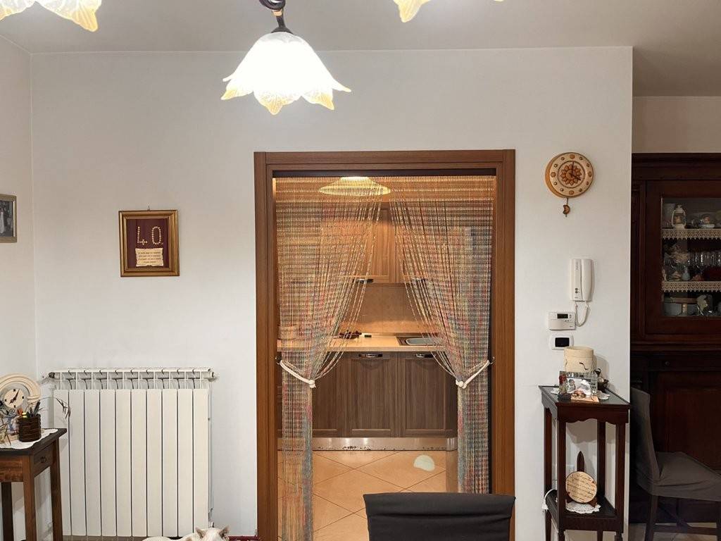Appartamento a Carovigno in Via Martiri di Marzabotto - Foto 3