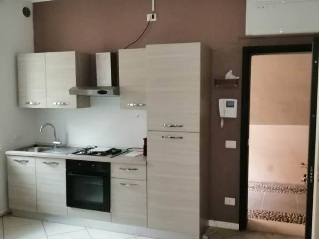 Appartamento a Cremona in Via Volturno - Foto 3