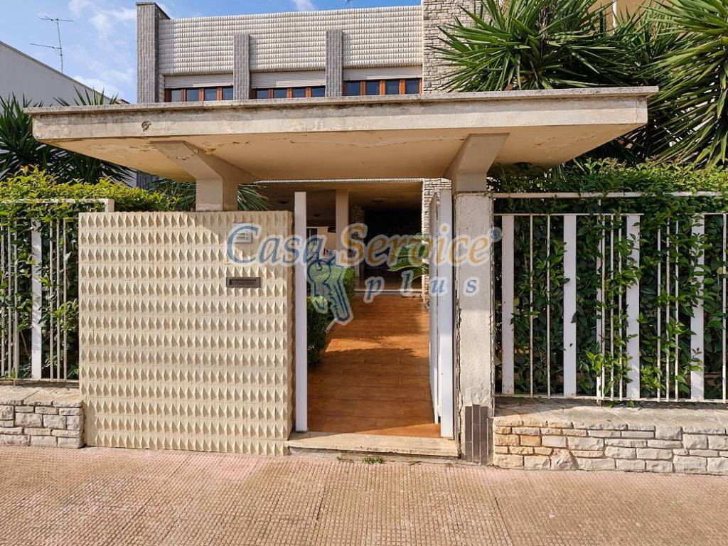 Villa a Sannicola in Via Alcide De Gasperi - Foto 4