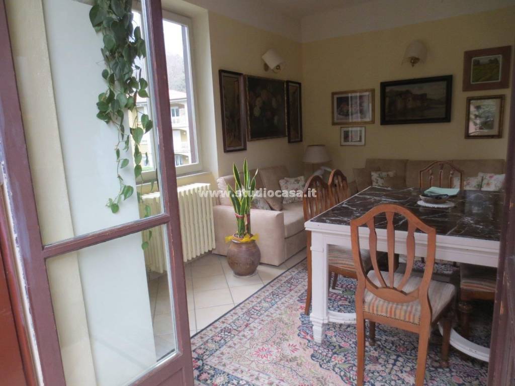 Appartamento a Canzo - Foto 2