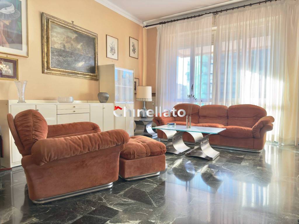 Appartamento a Genova in Via Francesco Saverio Mosso, 14 - Foto 2
