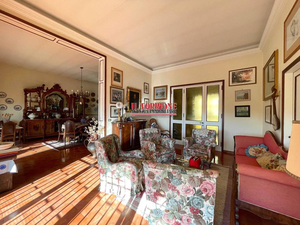 Villa a Pescia in Via Sismondi - Foto 2