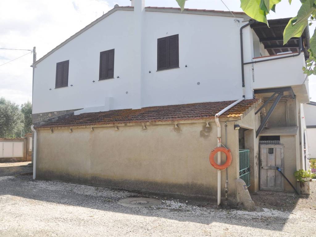 Rustico / casale a Rosignano marittimo in Via della Repubblica - Foto 2