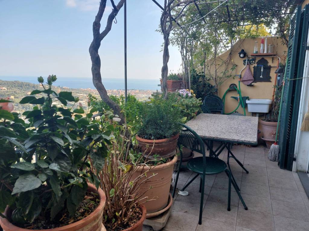 Appartamento a Diano castello in Piazza Ansaldo Mari, 1 - Foto 3