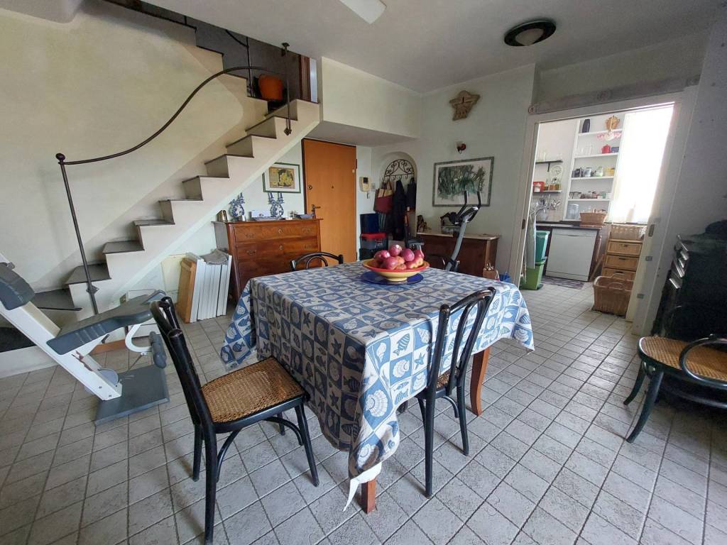 Appartamento a Diano castello in Piazza Ansaldo Mari, 1 - Foto 4