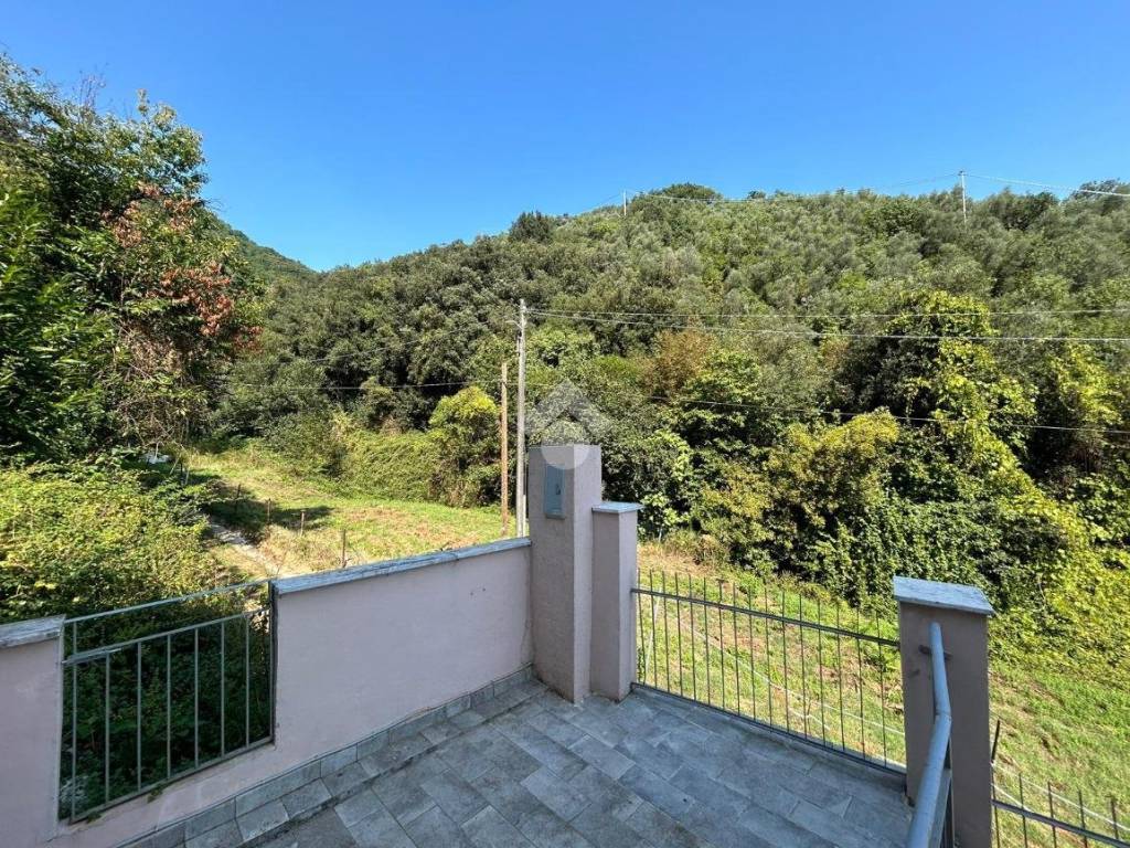 Casa indipendente a La spezia in Via Proffiano - Foto 2