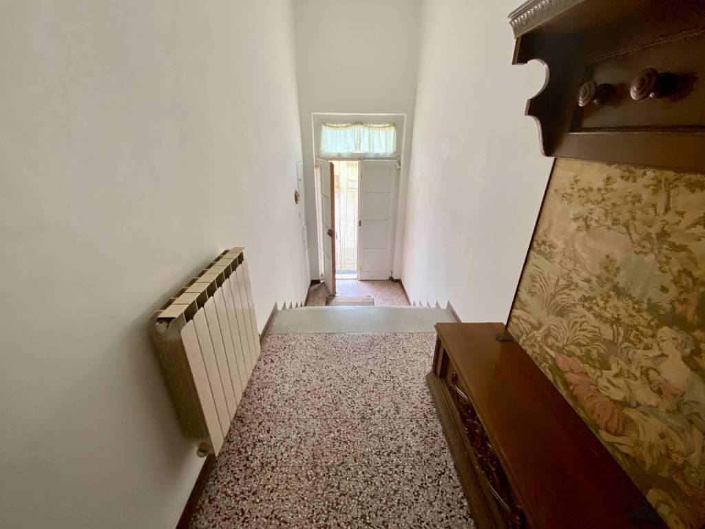 Casa indipendente a Fabriano in FRAZIONE CASE CIARAMELLA - Foto 3