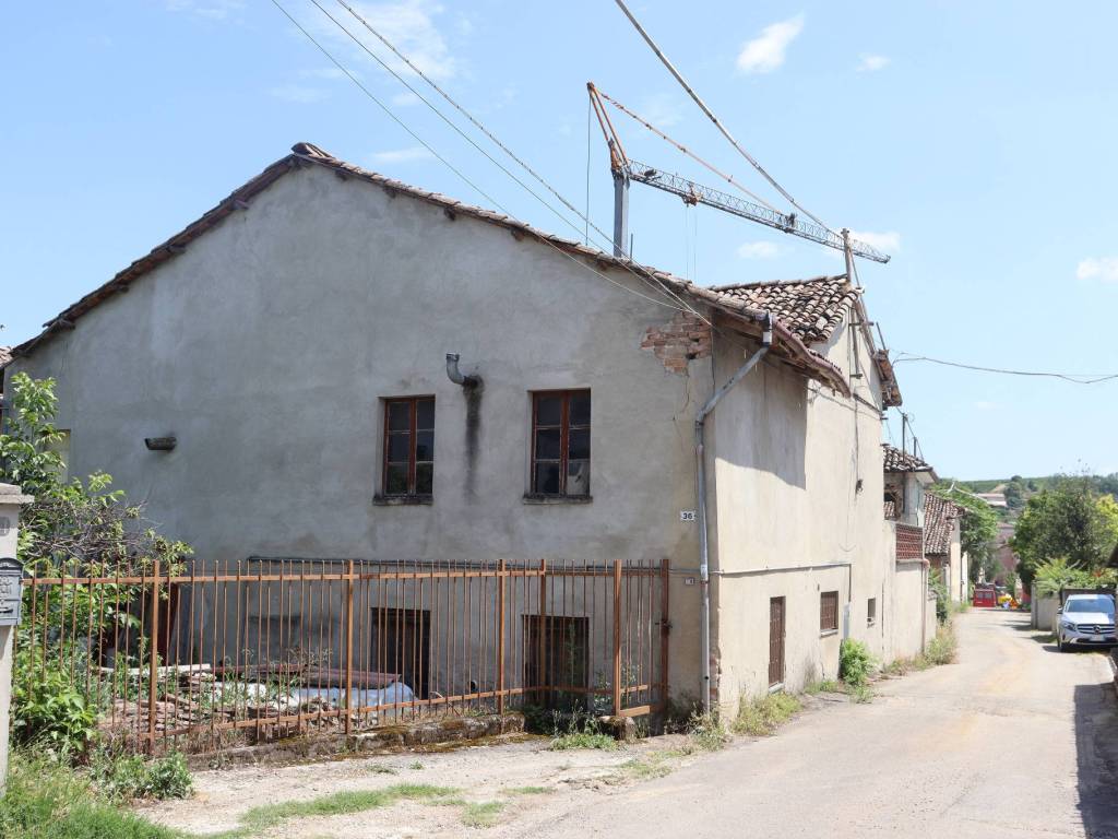 Rustico / casale a Castagnole delle lanze in Via Olmo, 32 - Foto 2