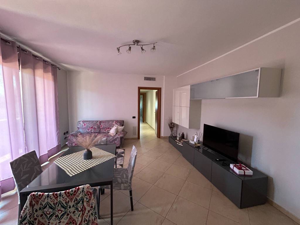 Appartamento a Assemini in via Villasor 6, Decimomannu - Foto 2