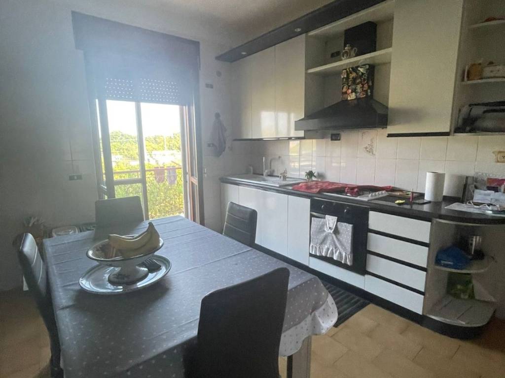 Appartamento a Salerno in Via Salvador Allende - Foto 4