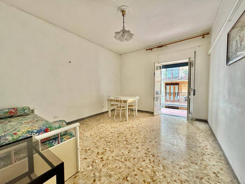 Appartamento a Napoli in Via Diomede Carafa, 58 - Foto 4