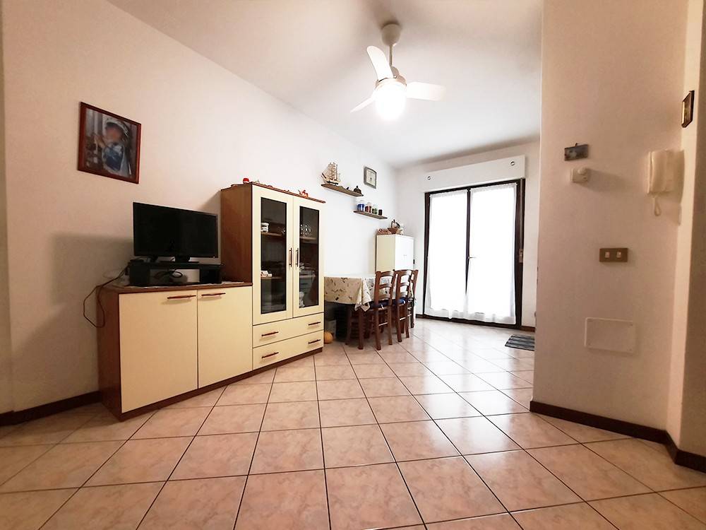 Appartamento a Alba adriatica in Via dei Salici, 2 - Foto 4