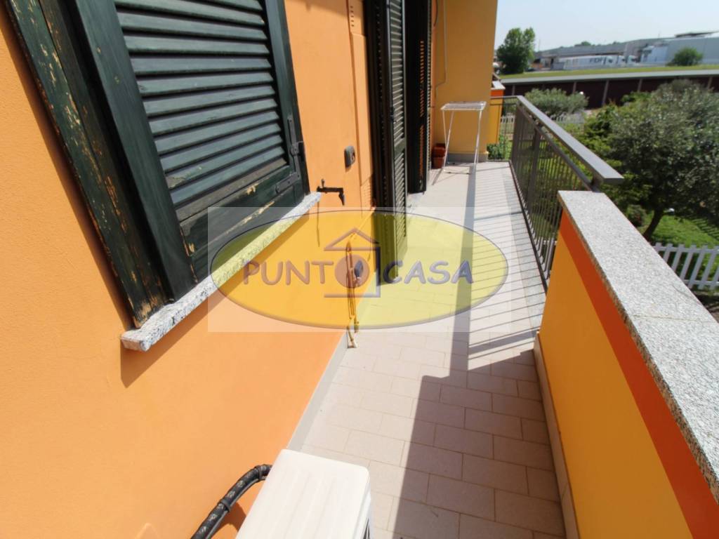 Appartamento a Massalengo in Piazza della Pace - Foto 3