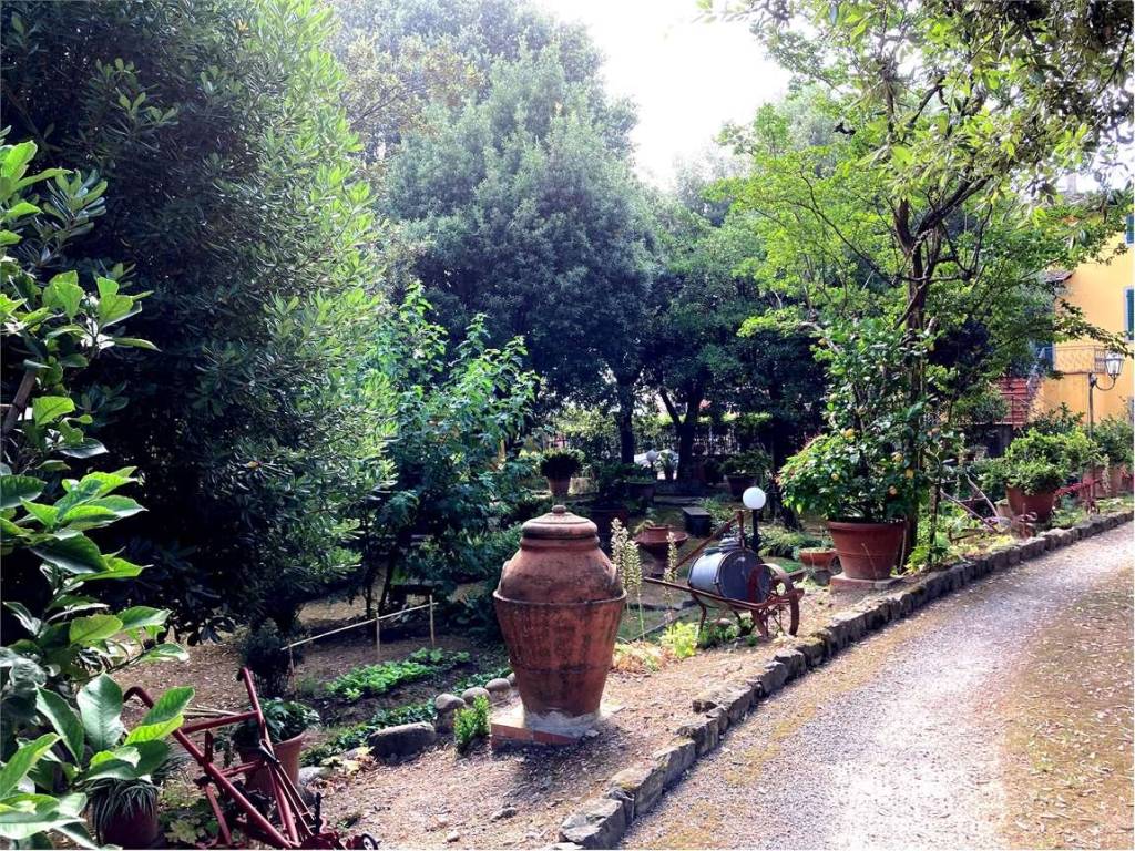 Villa a Pescia in pescia - Foto 3