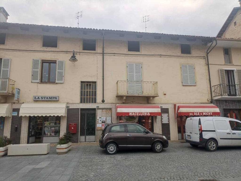 Appartamento a Scarnafigi in Piazza Vittorio Emanuele, 9 - Foto 3