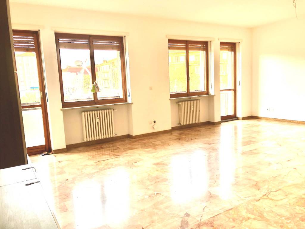 Appartamento a Biella in Piazza Adua - Foto 4