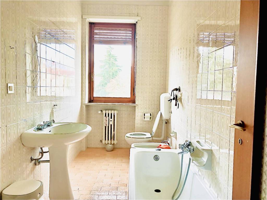 Appartamento a Biella in Piazza Adua - Foto 5