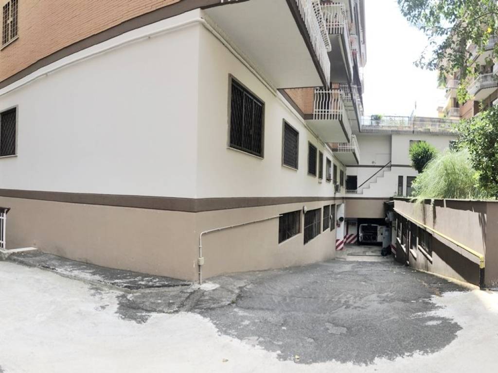 Appartamento a Roma in Via Val Maira, 75 - Foto 1