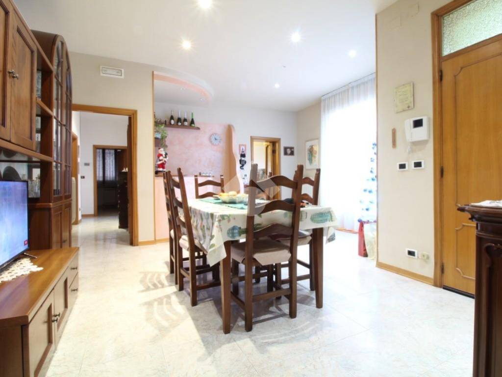 Appartamento a San benedetto del tronto in Via Antonio Fogazzaro, 37 - Foto 4