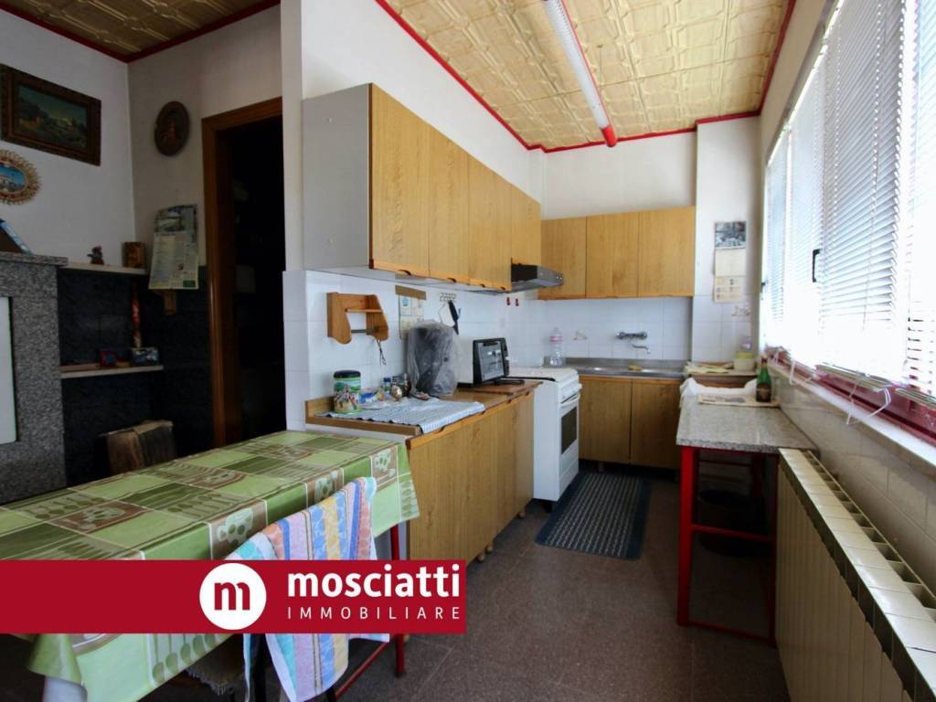 Attico / mansarda a Matelica in Alessandro Manzoni - Foto 3