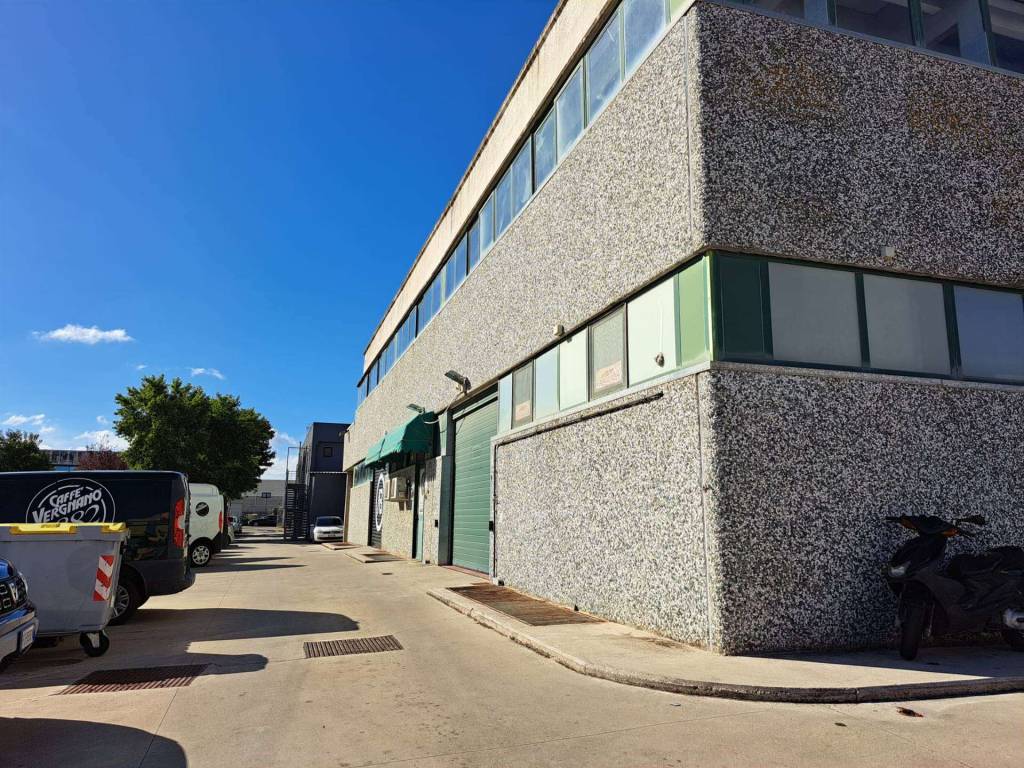 Immobile a Viterbo in Via Dell'Industria - Foto 3