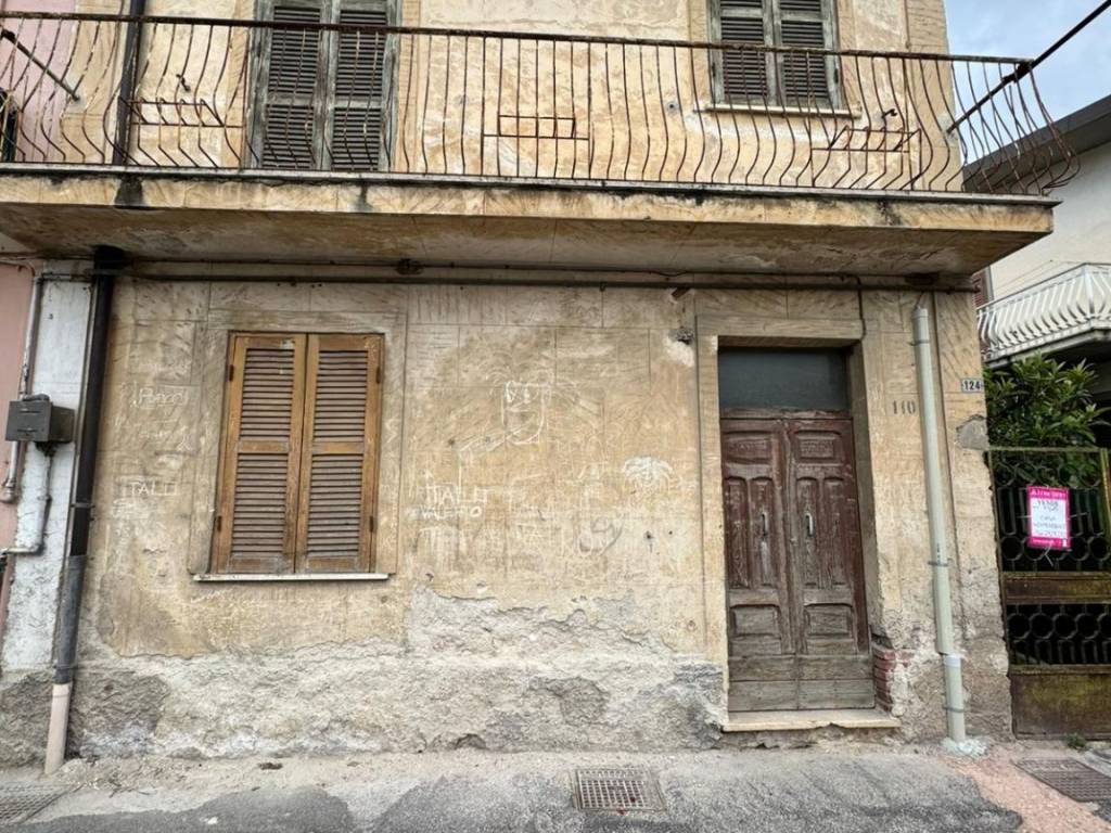 Casa indipendente a Avezzano in Via San Francesco - Foto 3