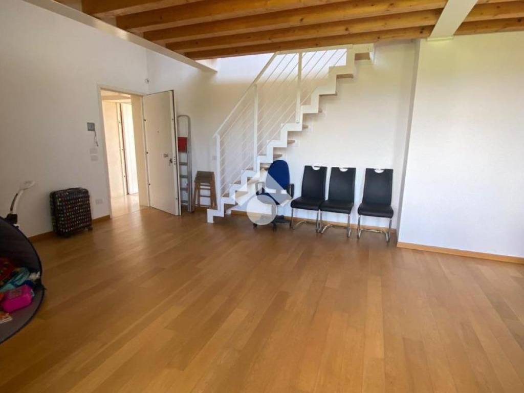 Appartamento a Montebelluna in Via Barile, 1 - Foto 2