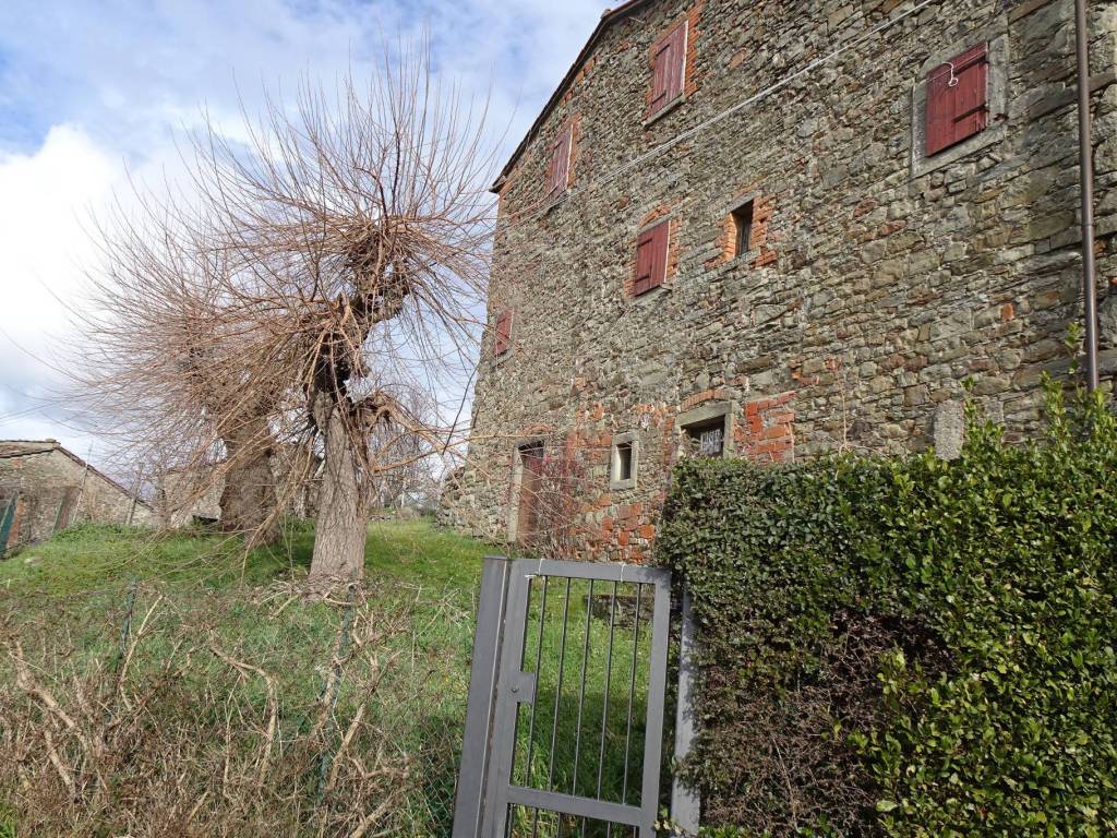 Rustico / casale a Chitignano in Via La Chiusa, 5 - Foto 3