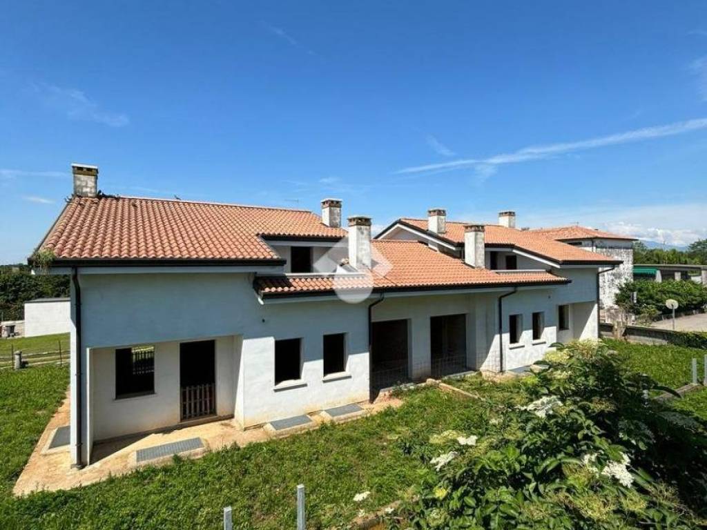 Villa a Montebelluna in Via Picciol, 1 - Foto 3