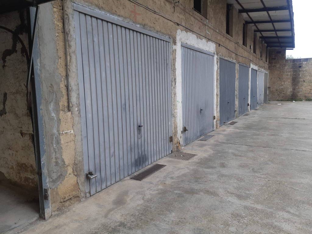 Box / garage a Nocera inferiore in Via Napoli, 20 - Foto 2