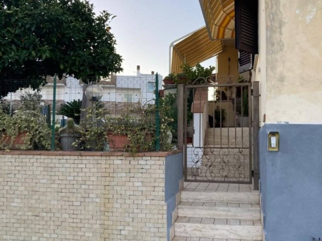 Appartamento a Cisterna di latina in Via Dante Alighieri - Foto 2