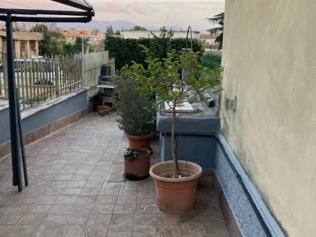 Appartamento a Cisterna di latina in Via Dante Alighieri - Foto 3